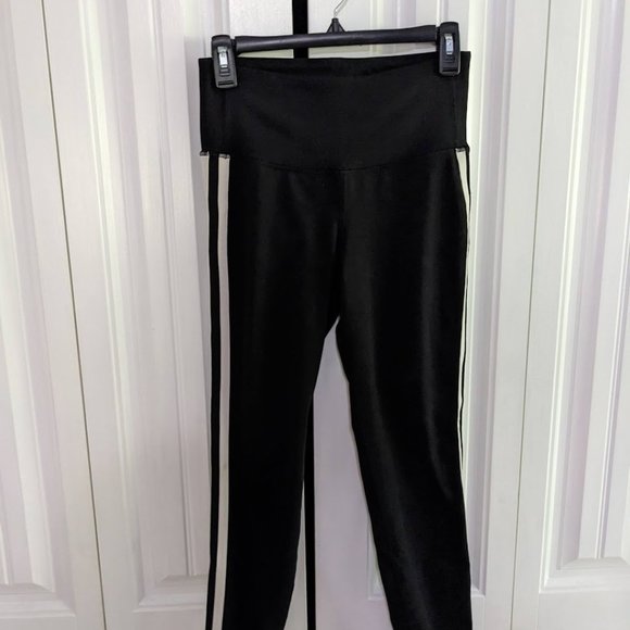 Old Navy Black Striped High-Rise Athletic Leggings Womens M - Picture 2 of 5